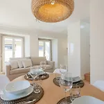 FLH Portas do Sol Cozy Flat